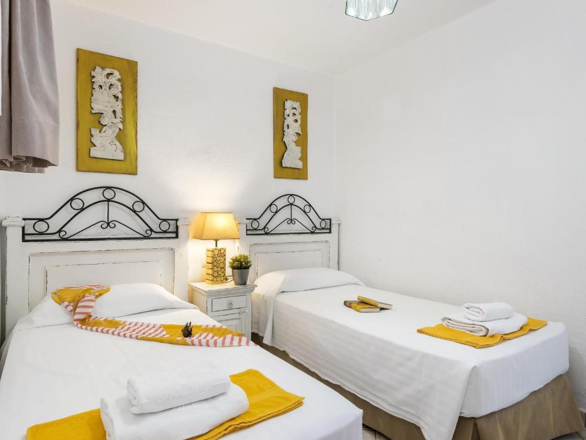231 Parque Santiago 2 Bedroom 2 Bathroom, Wifi Playa de las Americas  Luaran gambar